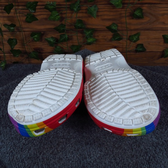 Crocs Classic‎ Rainbow Dye Men\'s Sandal Clog Size 10 Casual Multicolor Synthetic main image 5